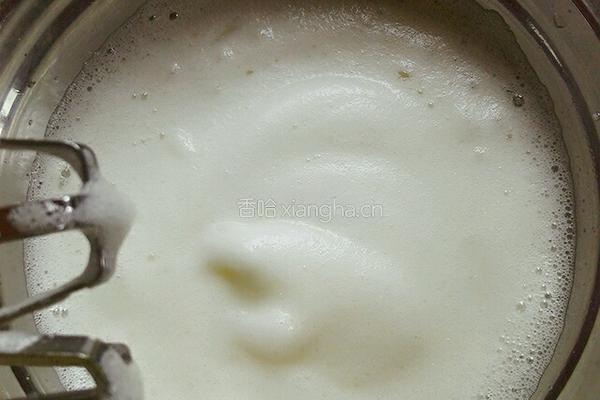 彩虹蛋糕的做法图解3