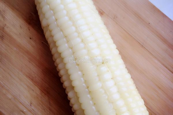 新鲜玉米饼的做法图解1