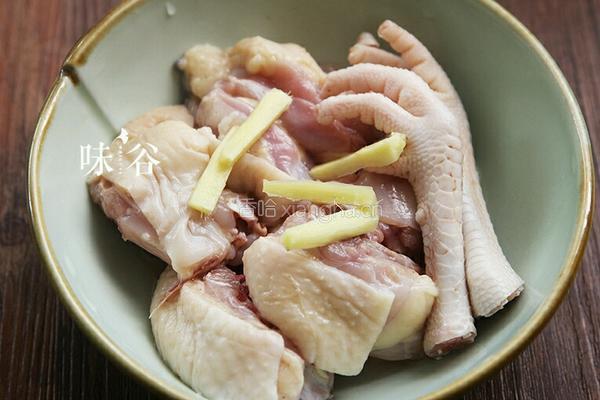 山药粥的做法图解3