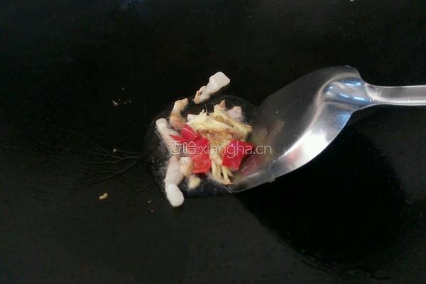 酸菜炒肉丝的做法图解5