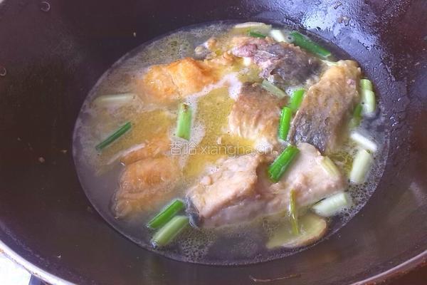 豆腐煮鱼的做法图解6