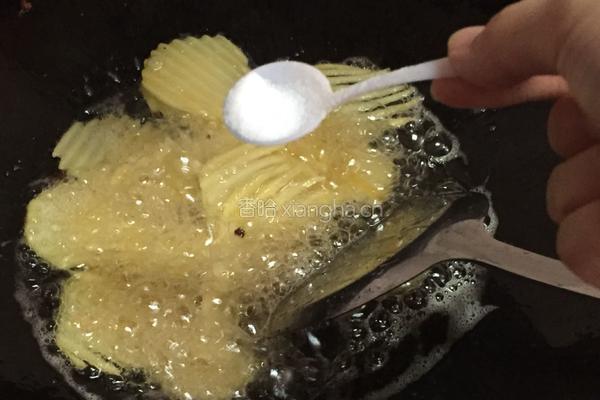 油炸土豆片的做法图解4