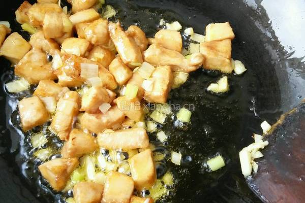 土豆鸡丁的做法图解9
