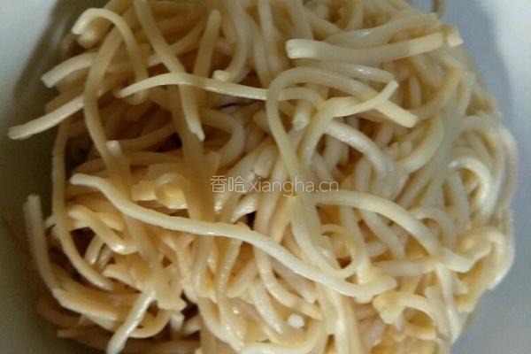 鸡汤面的做法图解1