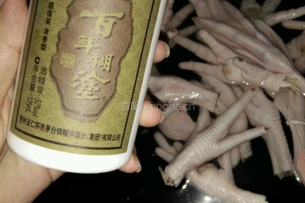酸辣鸡脚的做法图解3