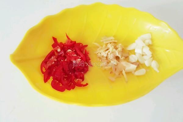 豆角炒香肠的做法图解4