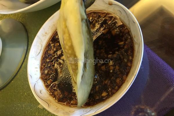 蒜汁茄条的做法图解7