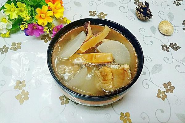 墨鱼干排骨萝卜汤的做法图解9