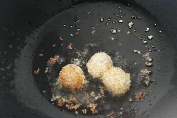 炸土豆球的做法图解6