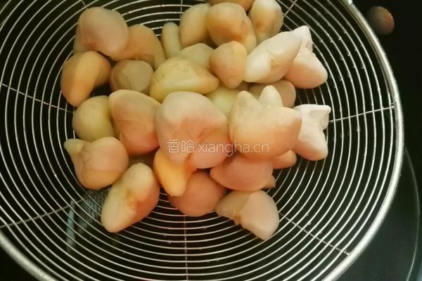 韭菜花炒青菱的做法图解6