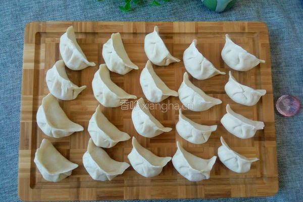 酸菜水饺的做法图解16