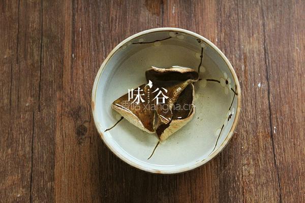 红豆莲子百合糖水的做法图解4