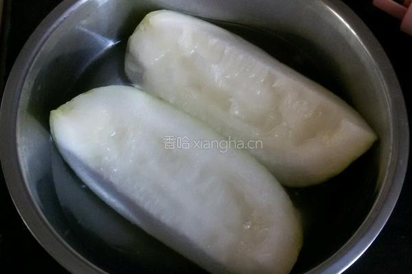 冬瓜肉片汤的做法图解1