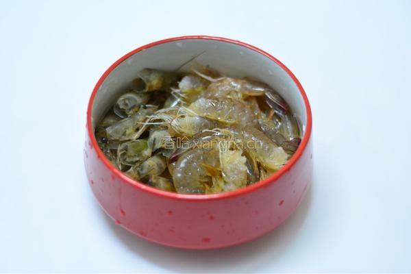 虾仁豆腐汤的做法图解3