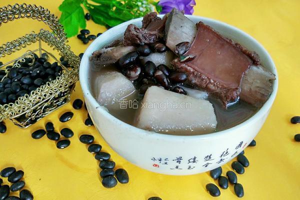 黑豆山药排骨汤的做法图解7