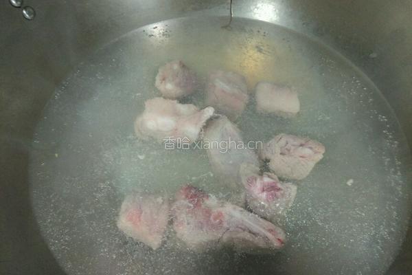 土豆排骨汤的做法图解3