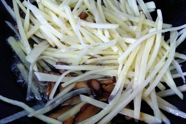 香菇土豆丝的做法图解7