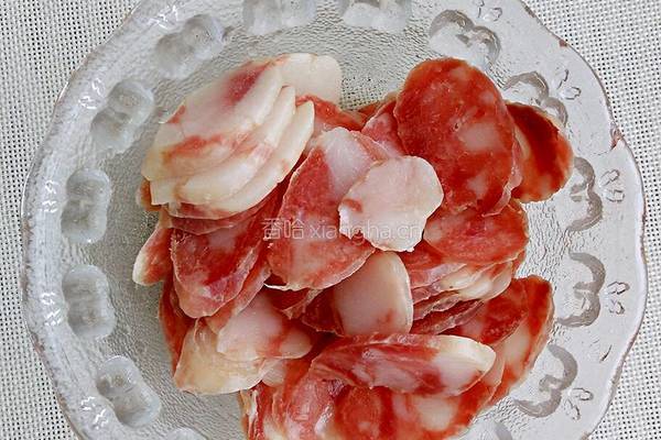 腊味香菇焖饭的做法图解1