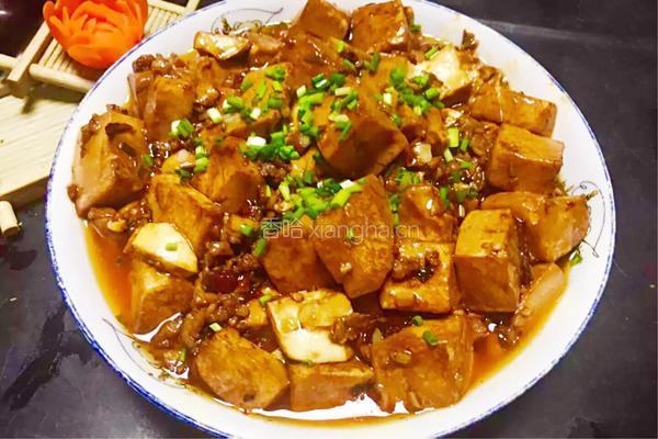 豆腐肉末的做法图解1