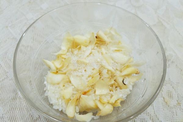 百合莲子瘦肉粥的做法图解3
