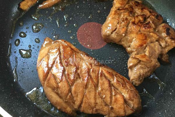 煎鸡胸肉的做法图解6
