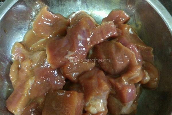 肉段烧茄子的做法图解4