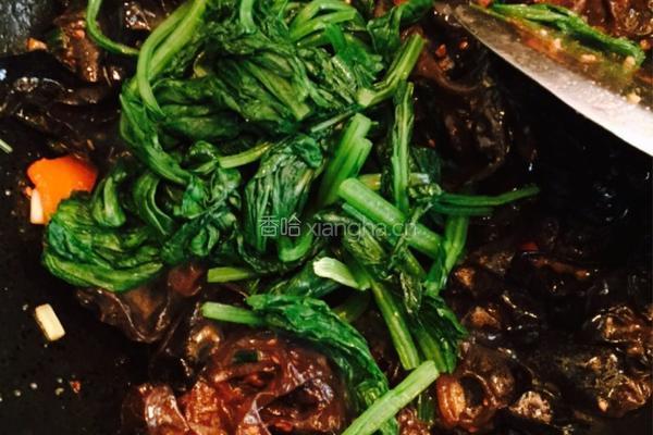 油菜炒木耳的做法图解6