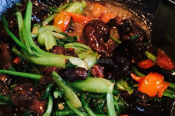 油菜炒木耳的做法图解10