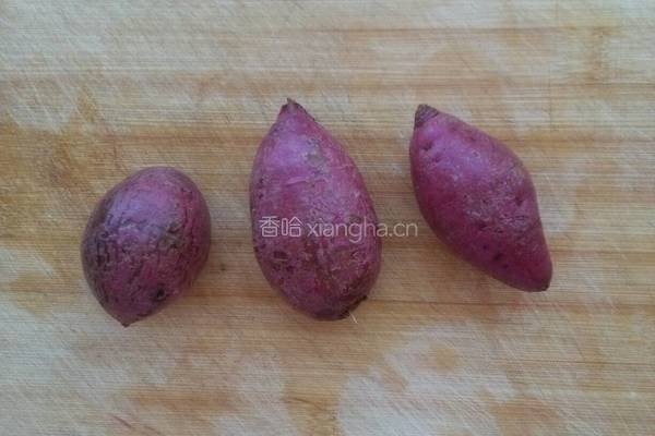 香蕉紫薯吐司卷的做法图解1
