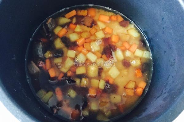 腊肉焖饭的做法图解6
