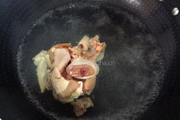 炖鸡的做法图解1