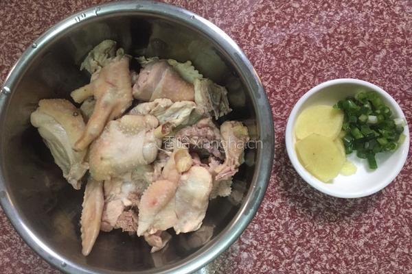 炖鸡的做法图解2