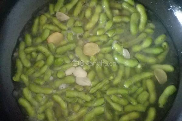 炒毛豆的做法图解6