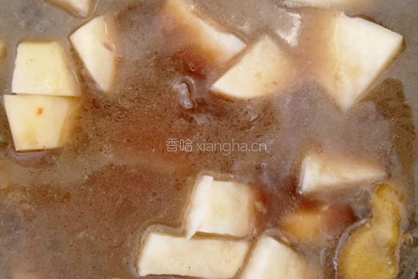 土豆烧猪蹄的做法图解6