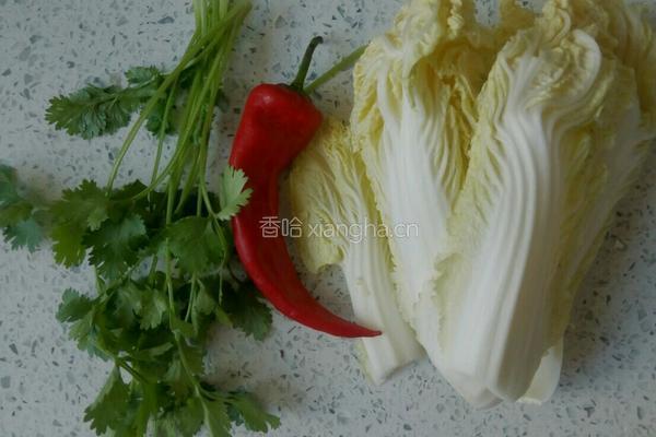 凉拌白菜心的做法图解1