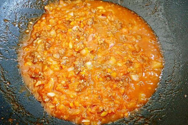 牛肉番茄沙司意大利面的做法图解7