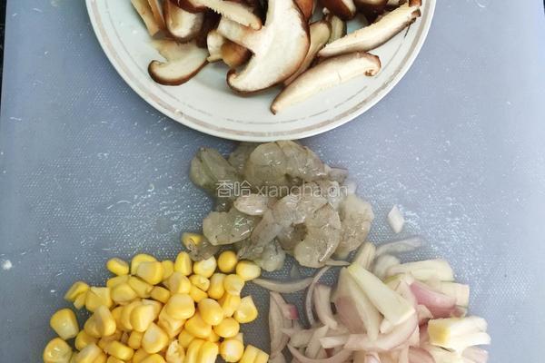 奶油蘑菇浓汤的做法图解2