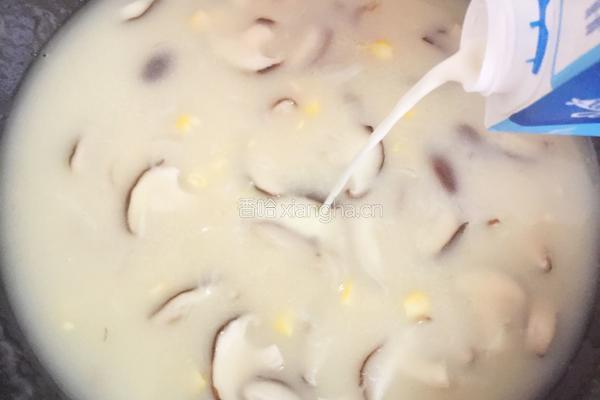奶油蘑菇浓汤的做法图解8