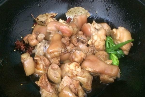 酱香猪蹄的做法图解7