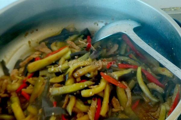 茄丝炒肉的做法图解7