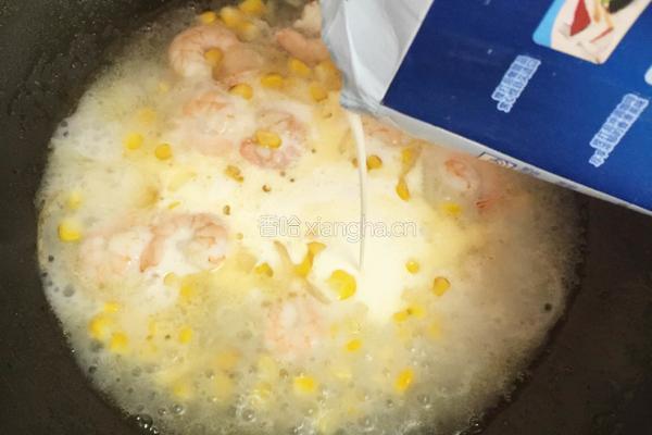 奶油意面的做法图解6