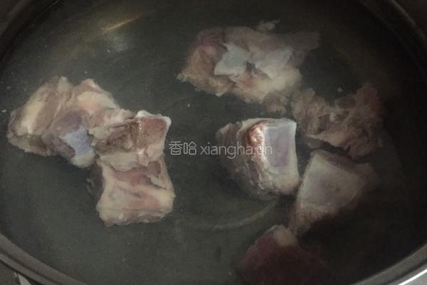 辣椒炒排骨的做法图解2