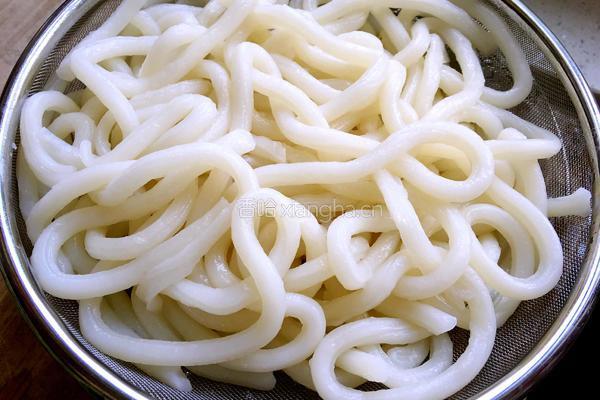 炒乌冬面的做法图解5