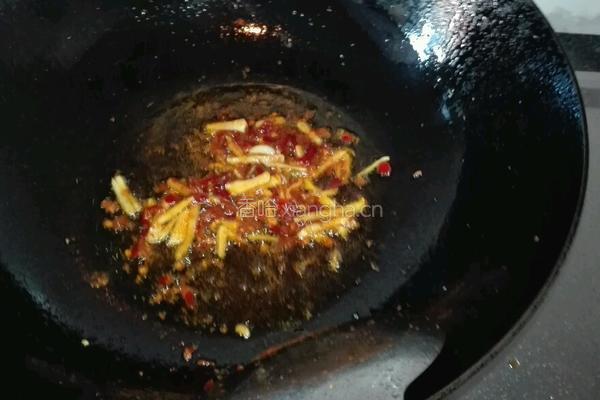 杏鲍菇炒肉丝的做法图解8