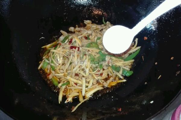 杏鲍菇炒肉丝的做法图解11