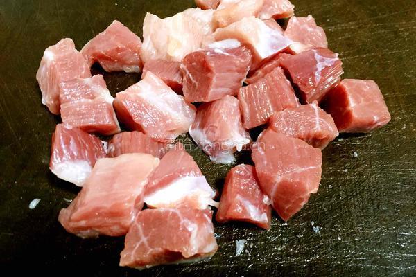 虫草花炖瘦肉的做法图解1