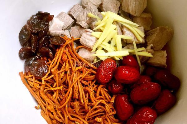 虫草花炖瘦肉的做法图解5