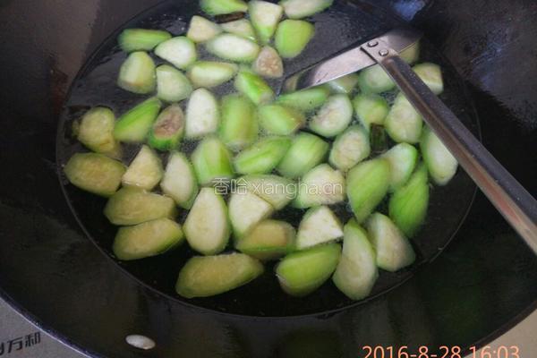 丝瓜肉丸子汤的做法图解5