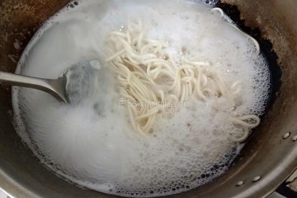 葱油拉面的做法图解4