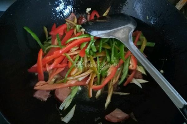 尖椒火腿炒鸡蛋的做法图解8
